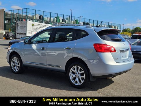 Used 2011 Nissan Rogue SV w/ SL Pkg image 3