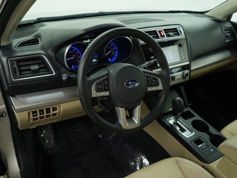 Used 2017 Subaru Legacy 2.5i Premium image 16