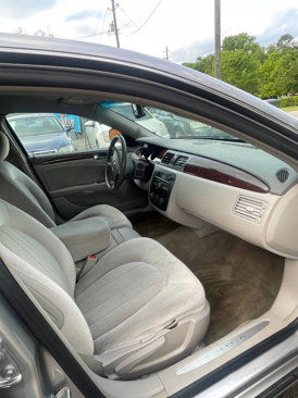 Used 2008 Buick Lucerne CX image 16