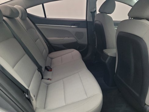 Used 2018 Hyundai Elantra SE image 19
