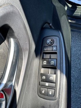 Used 2014 Jeep Cherokee Limited image 23