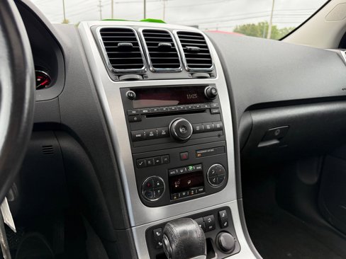 Used 2011 GMC Acadia SLT image 15