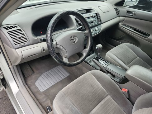 Used 2006 Toyota Camry V6 image 4