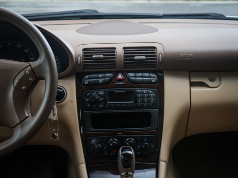 Used 2004 Mercedes-Benz C 240 4MATIC Sedan image 29
