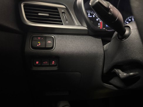 Used 2020 Kia Optima LX image 20