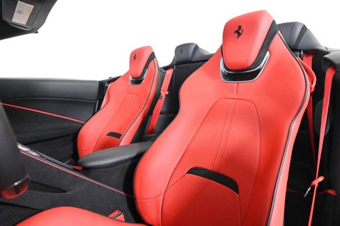 Used 2024 Ferrari Roma Spider image 18