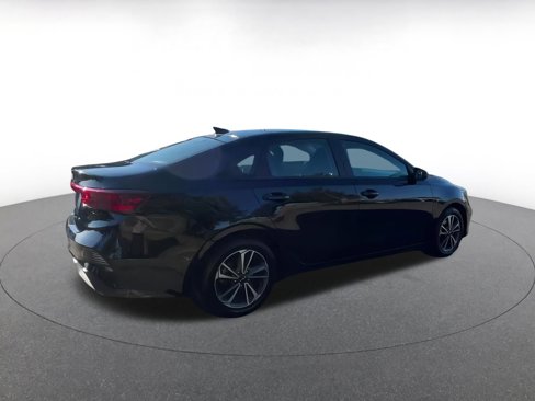 Used 2024 Kia Forte LXS image 14