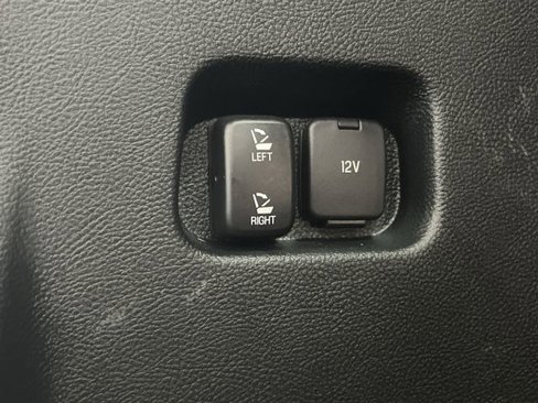 Used 2020 Ford Edge Titanium image 16
