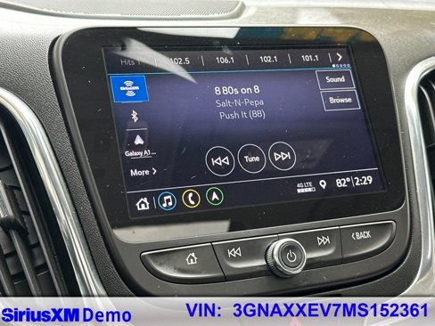 Used 2021 Chevrolet Equinox Premier image 35