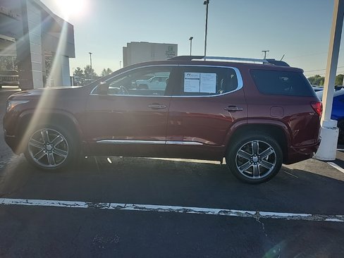 Used 2018 GMC Acadia Denali w/ Technology Package image 6