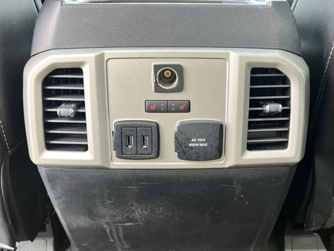 Used 2019 Ford F150 Lariat w/ Equipment Group 502A Luxury image 15