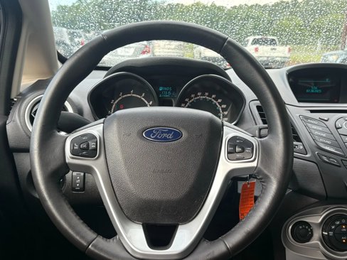 Used 2016 Ford Fiesta SE image 13