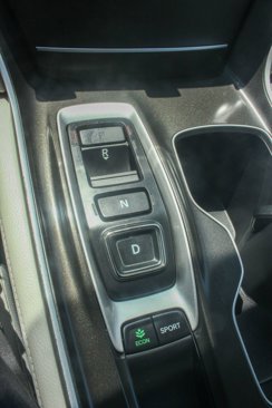 Used 2018 Honda Accord Touring image 14