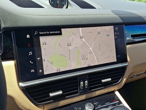 Certified 2022 Porsche Cayenne image 21