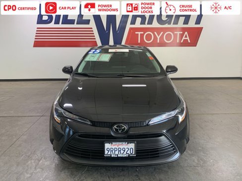 Certified 2025 Toyota Corolla LE image 1