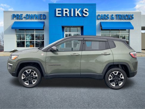 Used 2018 Jeep Compass Trailhawk image 1