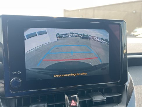 Used 2024 Toyota Corolla LE image 33