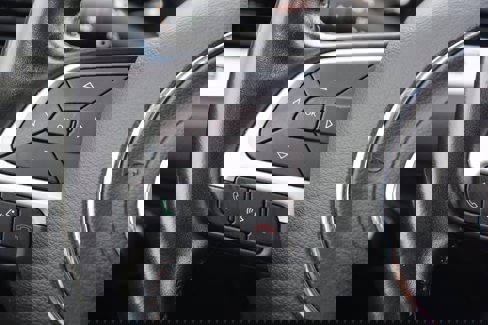 Used 2020 Jeep Compass Latitude w/ Cold Weather Group image 41
