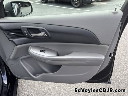 Used 2015 Chevrolet Malibu LS w/ Protection Package image 19