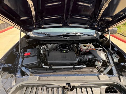 Used 2020 Chevrolet Silverado 1500 Custom w/ Custom Value Package image 14