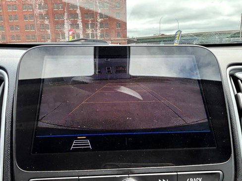 Used 2020 Chevrolet Malibu LS image 16