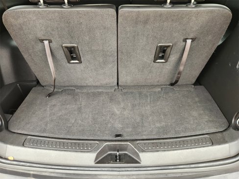 Used 2023 GMC Acadia SLT image 30