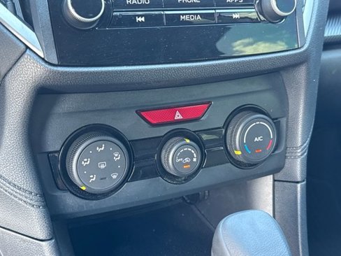 Used 2019 Subaru Crosstrek 2.0i w/ Eyesight System image 19