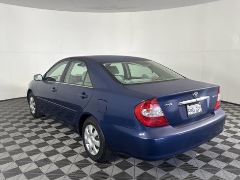 Used 2004 Toyota Camry LE image 5