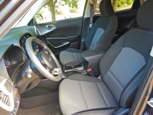 Used 2021 Kia Soul S image 12