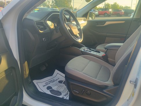 Certified 2022 Ford Escape SE w/ Convenience Package image 18