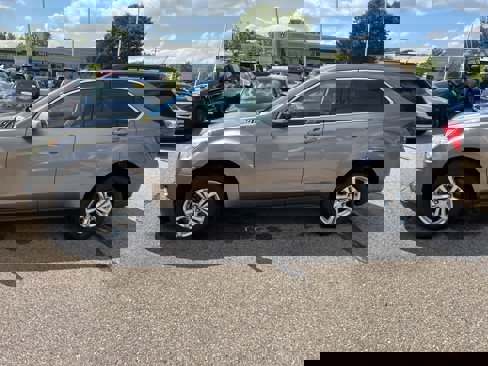 Used 2012 Chevrolet Equinox LT image 2