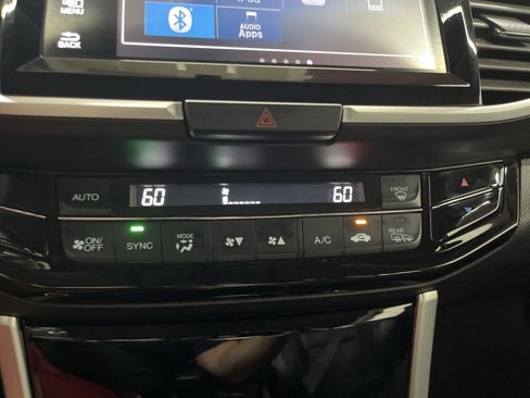 Used 2017 Honda Accord EX-L image 18