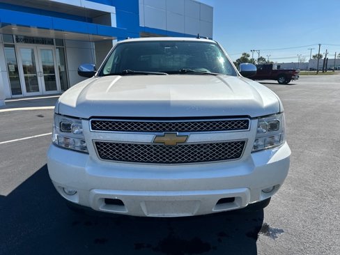 Used 2010 Chevrolet Avalanche LTZ image 2
