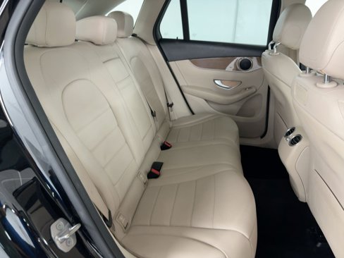 Used 2019 Mercedes-Benz GLC 300 image 30