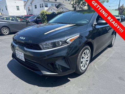 Used 2023 Kia Forte LX image 2