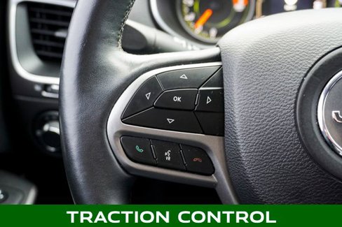 Used 2019 Jeep Cherokee Sport w/ Cold Weather Group image 18