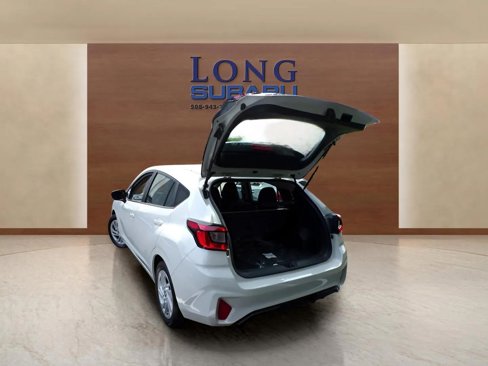 Certified 2025 Subaru Impreza 2.0i image 9