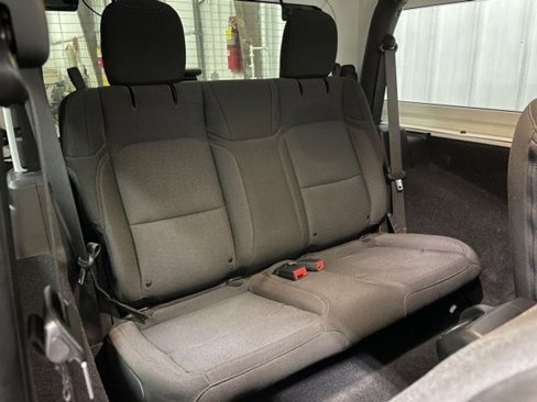 Used 2019 Jeep Wrangler Sport image 18