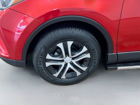 Used 2017 Toyota RAV4 LE image 28