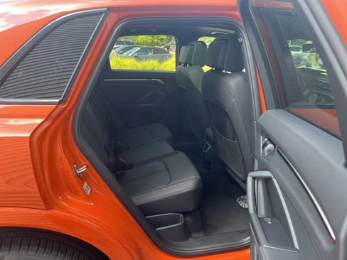 New 2025 Audi Q3 2.0T Premium image 26