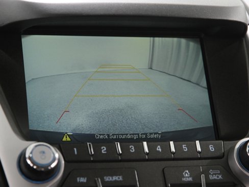 Used 2017 Chevrolet Equinox LT w/ Convenience Package image 13