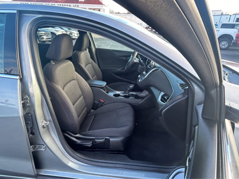 Used 2023 Chevrolet Malibu LT image 12