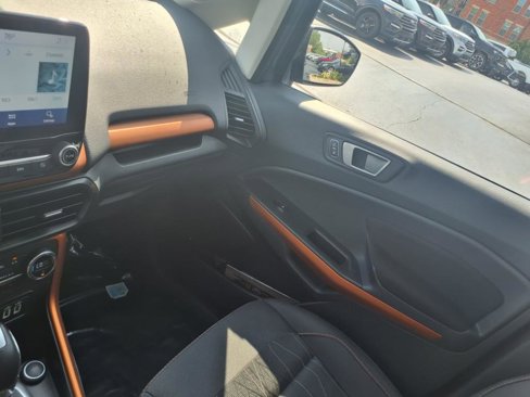 Used 2022 Ford EcoSport SE w/ SE Appearance Package image 21