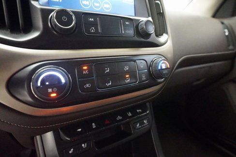 Certified 2022 GMC Canyon Denali image 19