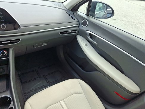 Used 2023 Hyundai Sonata SE image 16
