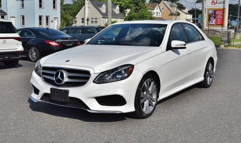 Used 2016 Mercedes-Benz E 350 4MATIC Sedan image 3