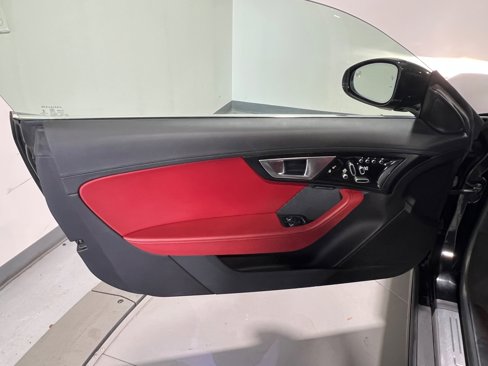 Used 2015 Jaguar F-TYPE S image 15