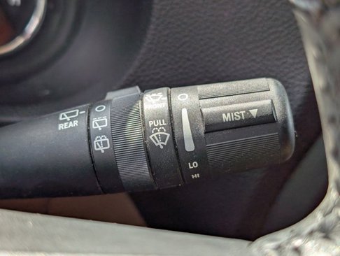 Used 2012 Jeep Wrangler Unlimited Sahara image 23