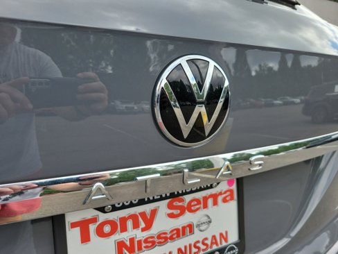 Used 2021 Volkswagen Atlas Cross Sport SEL Premium image 35