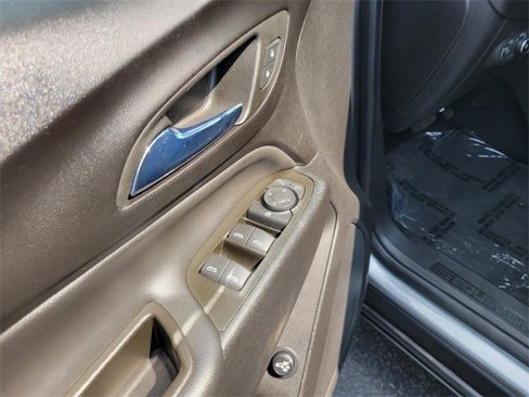 Used 2023 Chevrolet Equinox LT image 22
